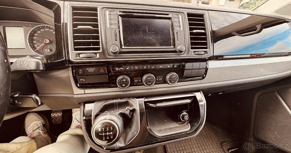 Volkswagen Multivan T6 - 13