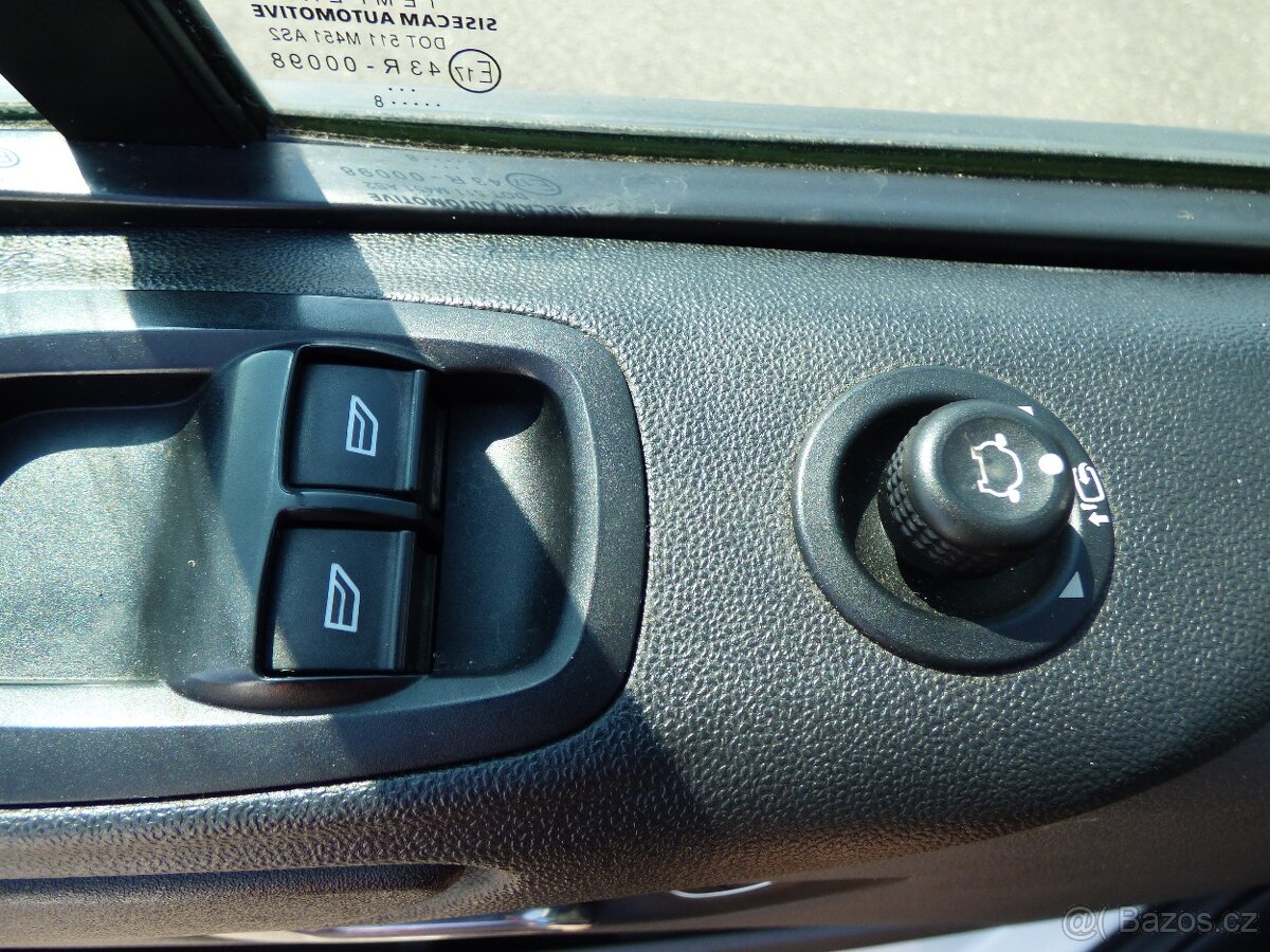 Ford Transit Custom 2,0 TDCi,L2H1,Klima,Navigace,serviska už - 13