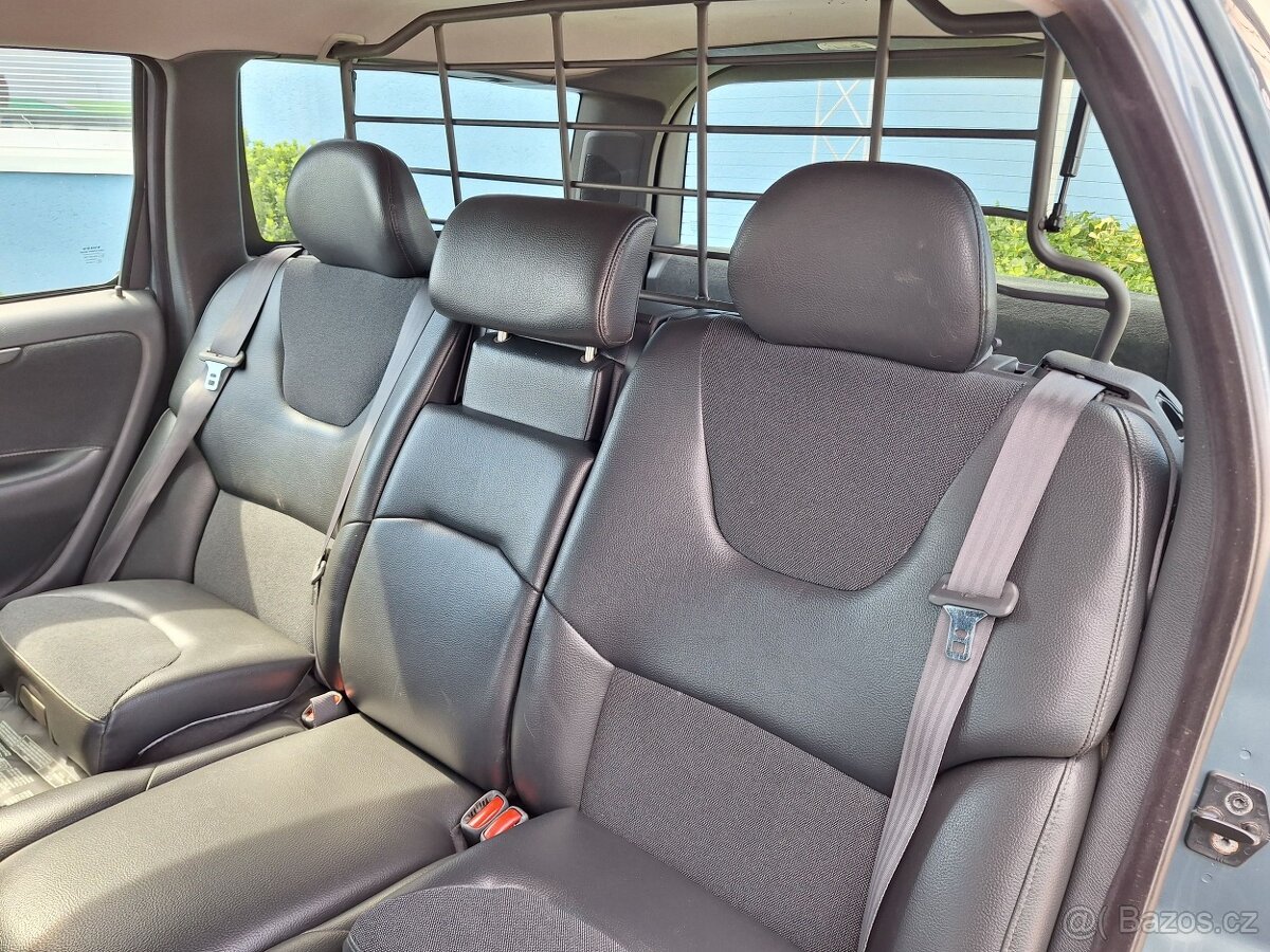 Volvo XC70, D5 AWD 269tis km - 13
