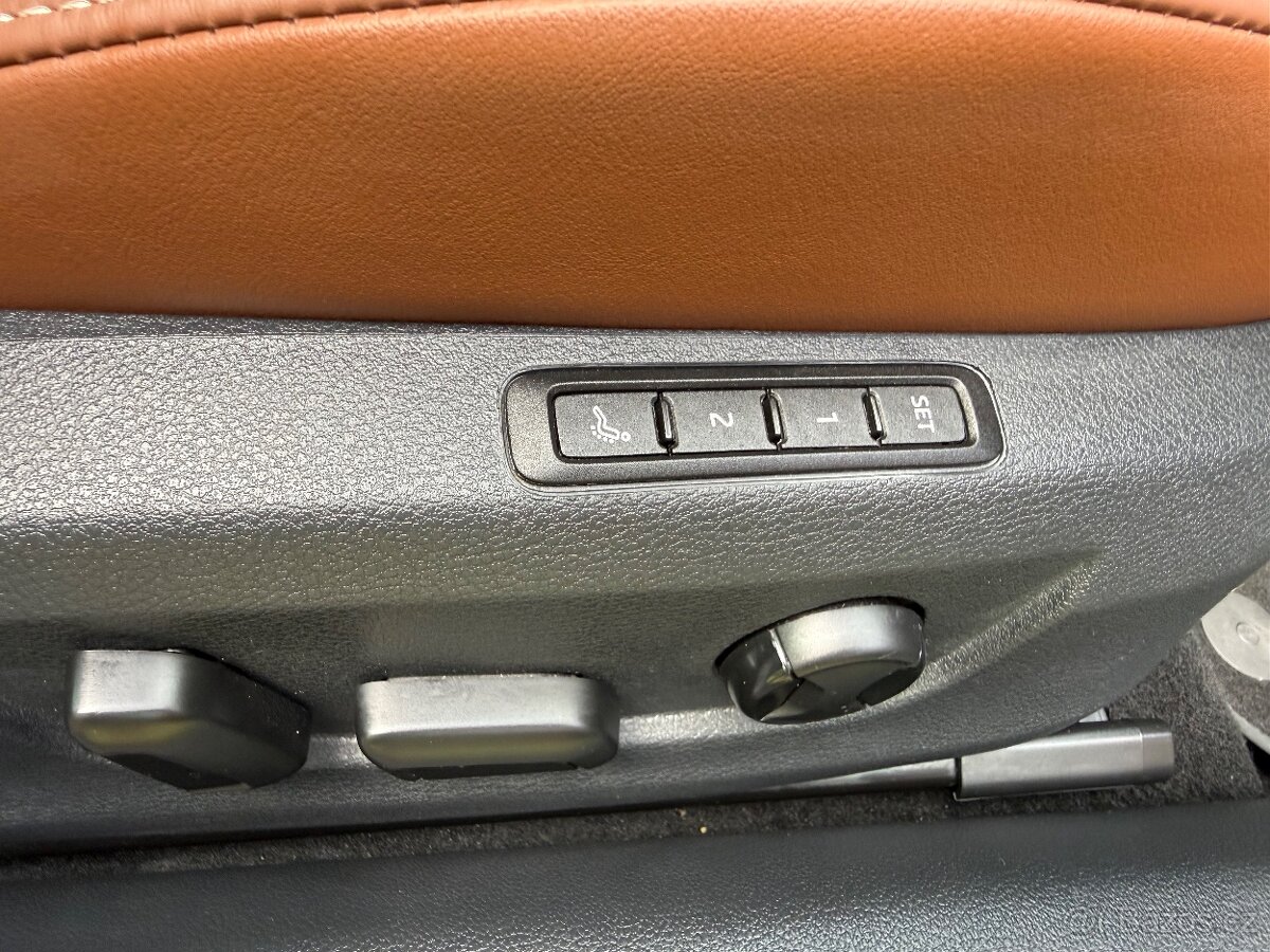 Škoda Superb 3 Laurin a Klement - 13