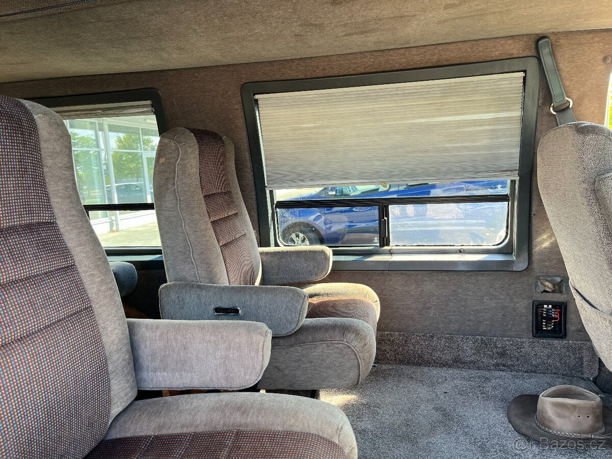 1990 Ford Econoline 5.0 V8 VAN - 13