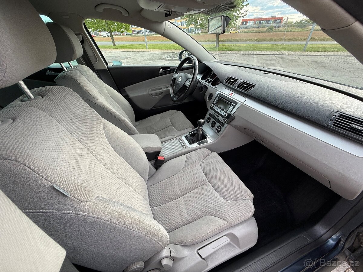 VW Passat B6 combi - 2.0tdi 103kW BKP - pěkný stav - 13