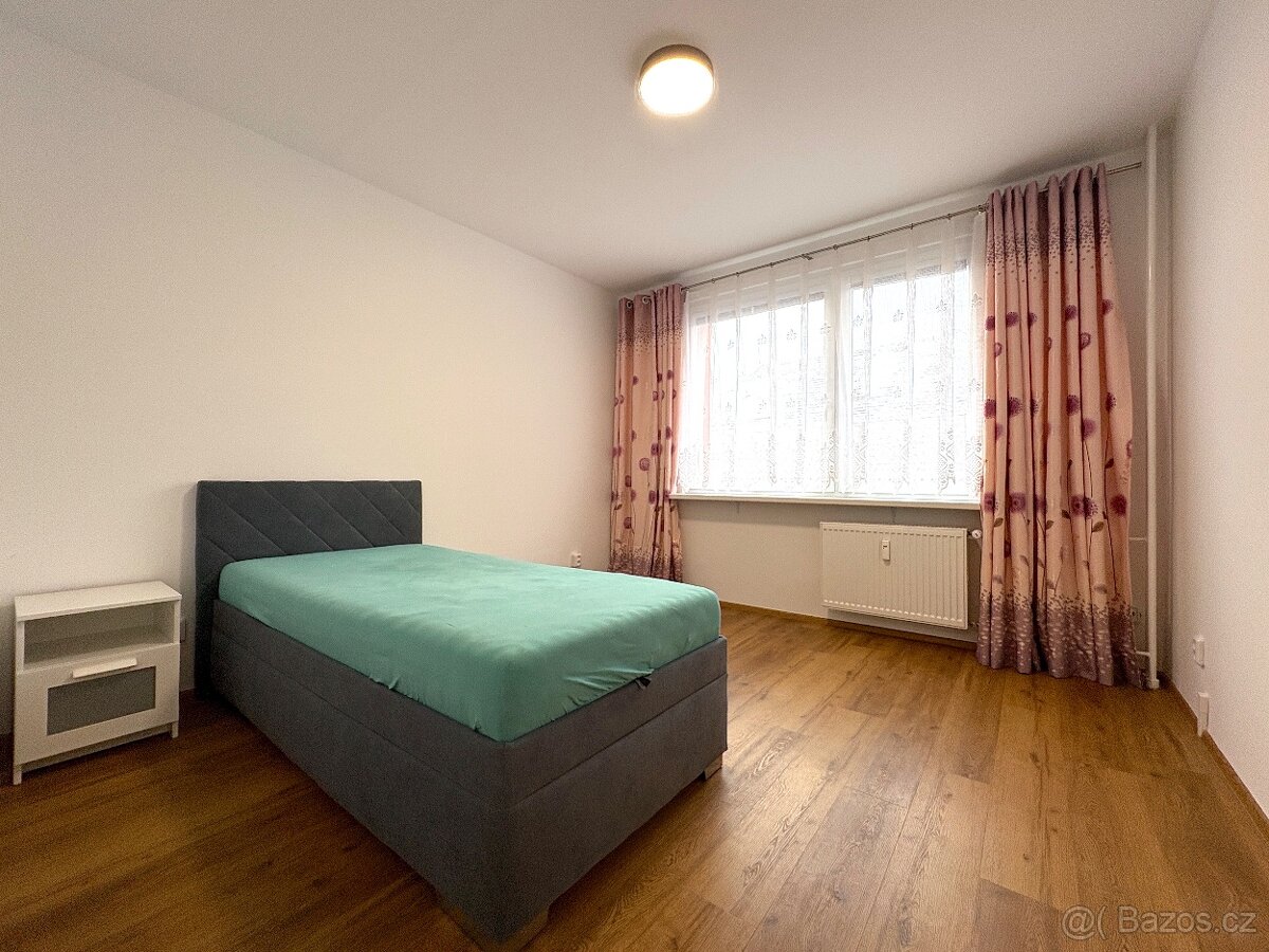 Pronájem bytu 3+1 70 m², Náchod - 13