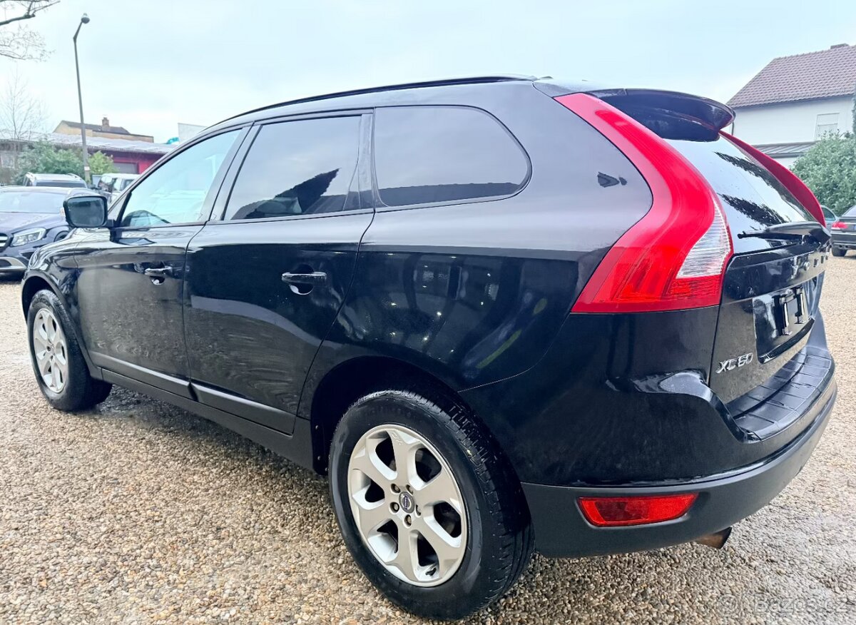 Volvo XC60 Kinetic AWD 2,4d 120kw - 13