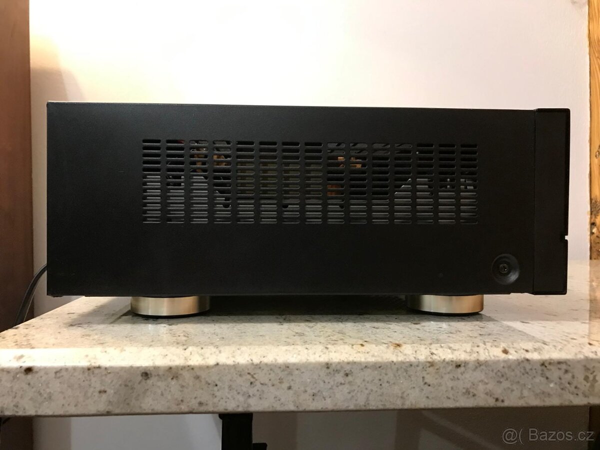 Pioneer A-447 Top stav - 13