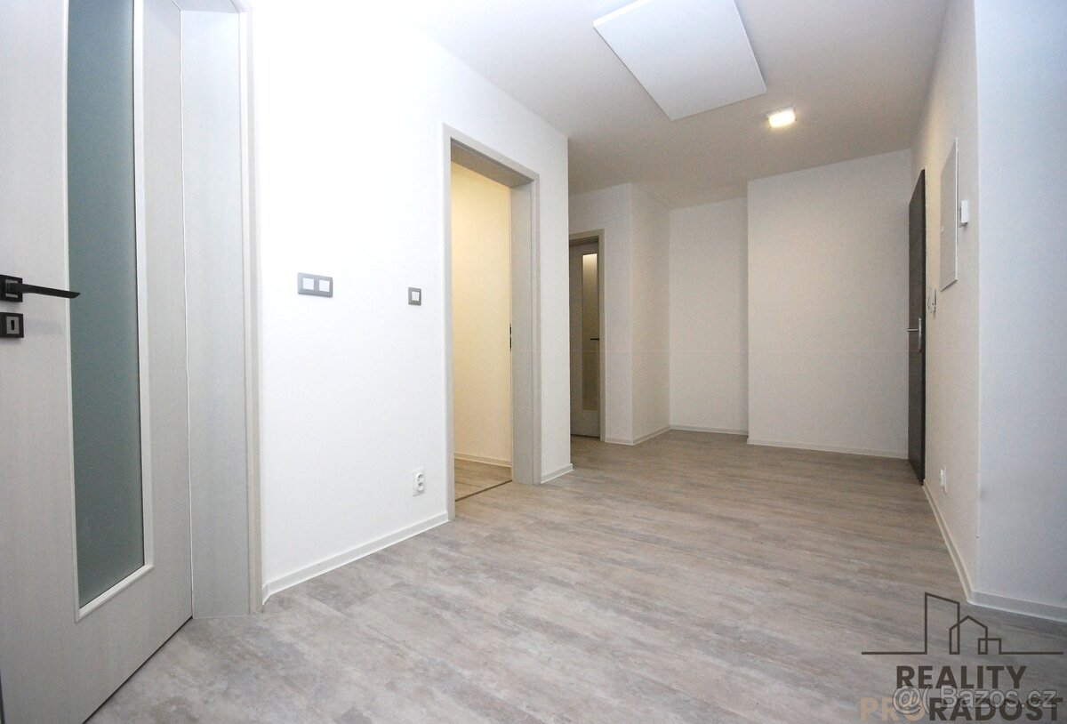 Pronájem bytu 2+kk s terasou, Olomouc - 13