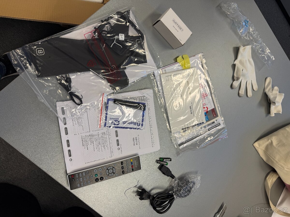 Marantz NR1510 - stříbrný 5.2 AV receiver - 13