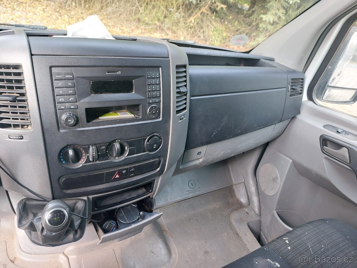 Prodam Mercedes Sprinter 2,2 CDI - 200600 Km / Odpocet DPH - 13