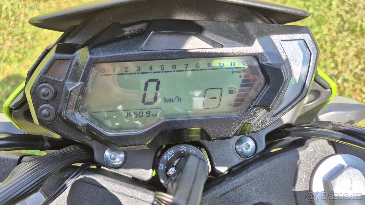 Benelli BN125 - 13