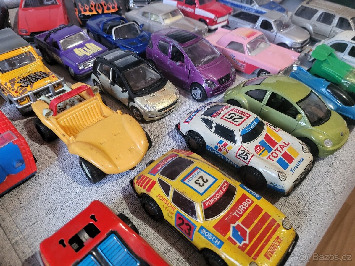 Retro - Autíčka - Mix. - 13
