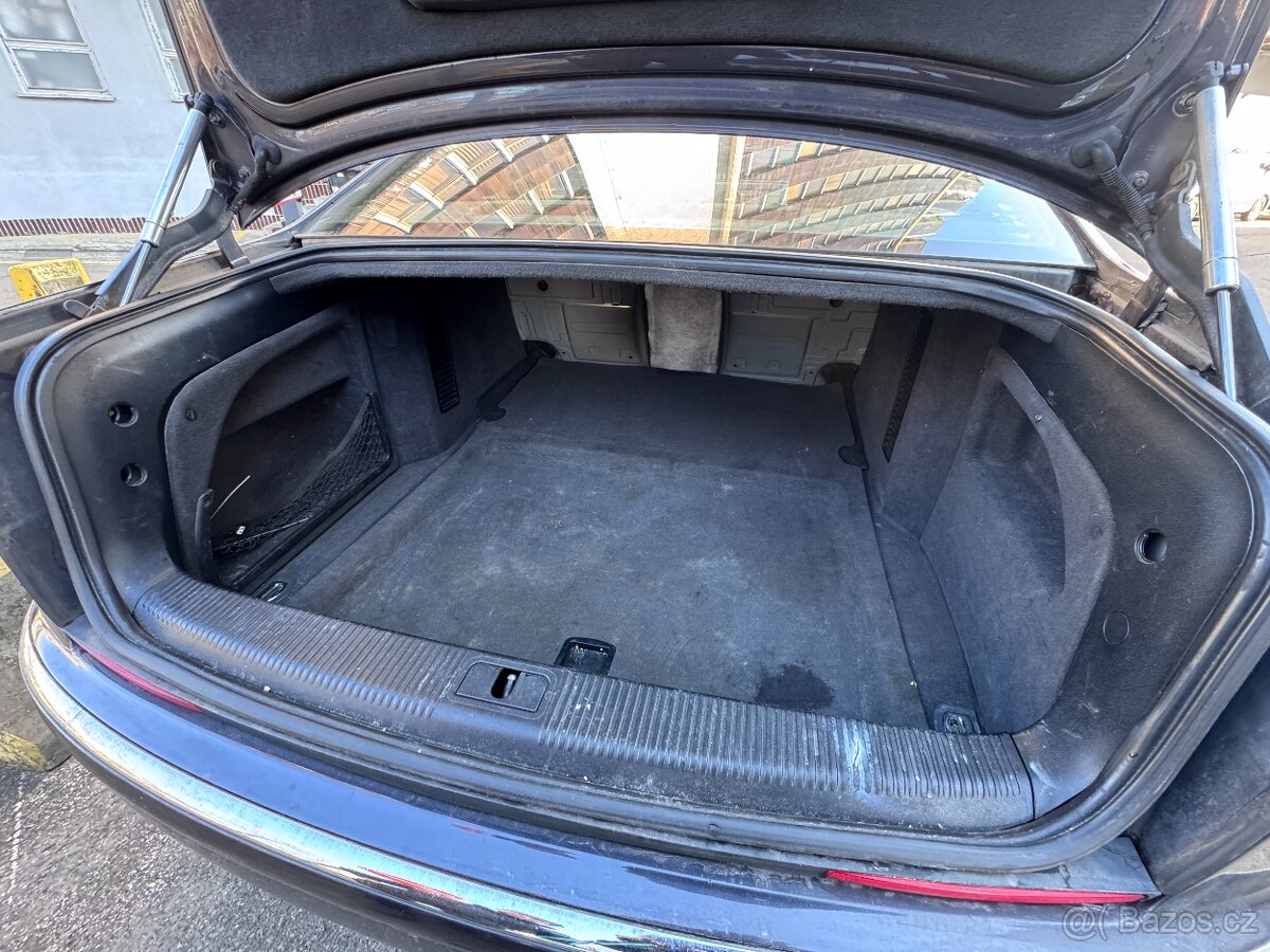 Prodám Audi A8 3.0 TDI, 2005, quattro, STK - 13
