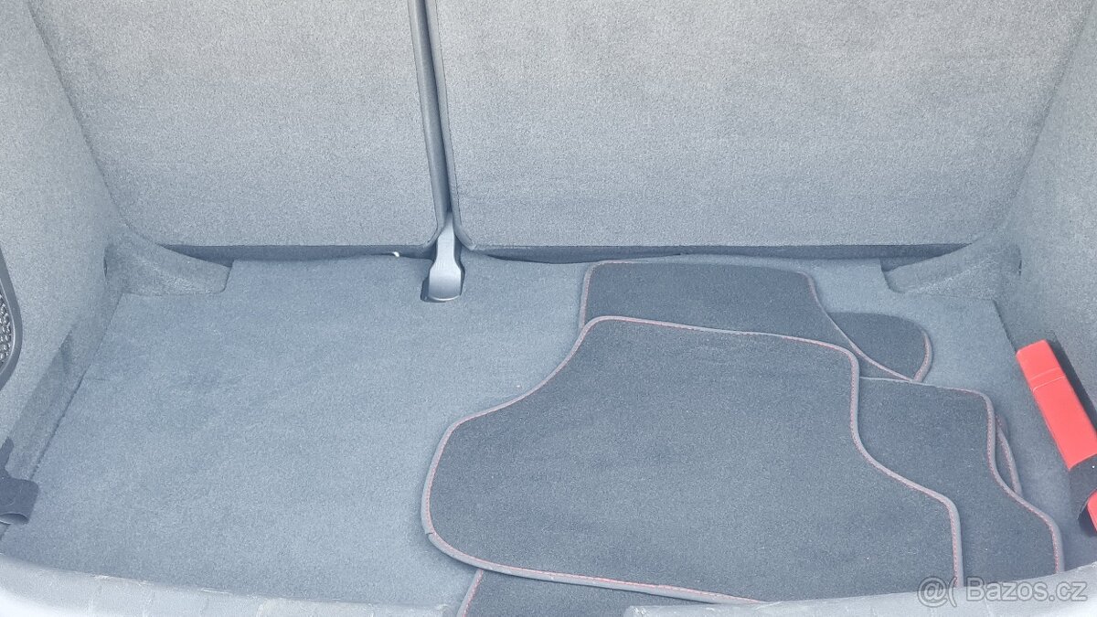 Prodám Seat Leon 1.6TDI 77kw - 13