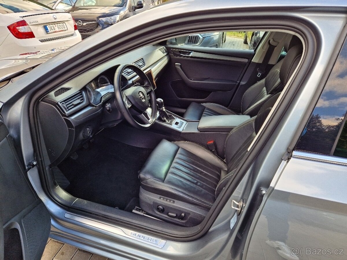 ŠKODA Superb, 2.0 TDi Style, vyhřívaná zadní sedadla, LED - 13