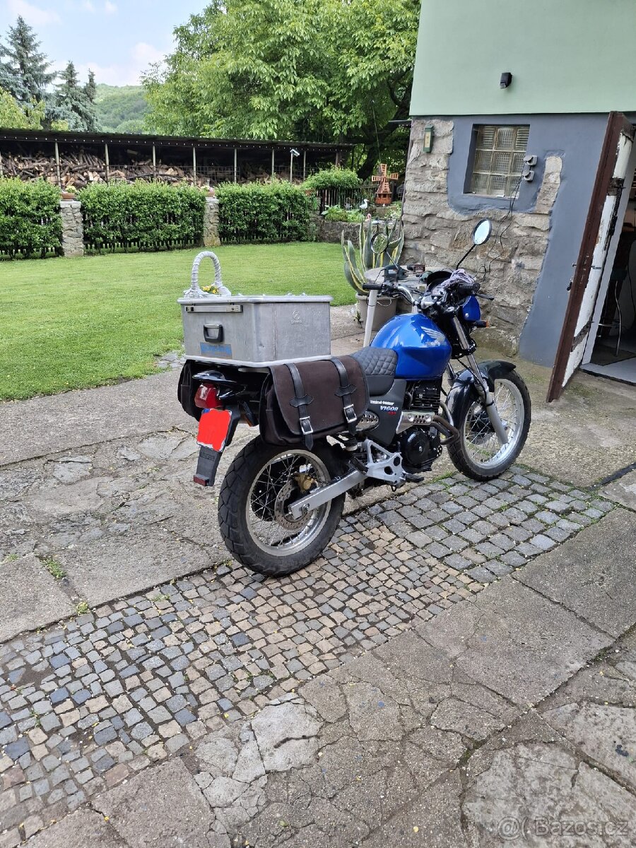 Honda Vigor 650 - 13