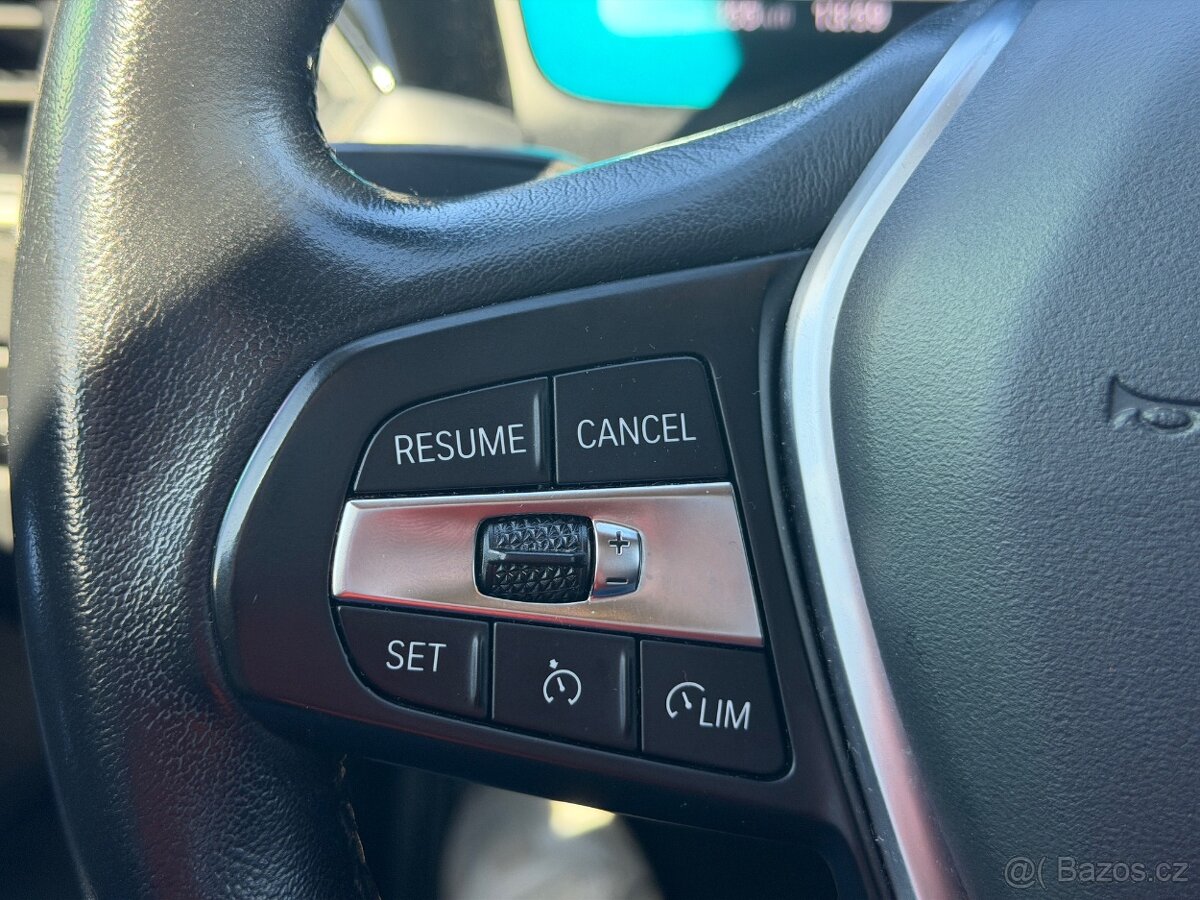 BMW Řada 3, 320e 2,0/120kW - 13