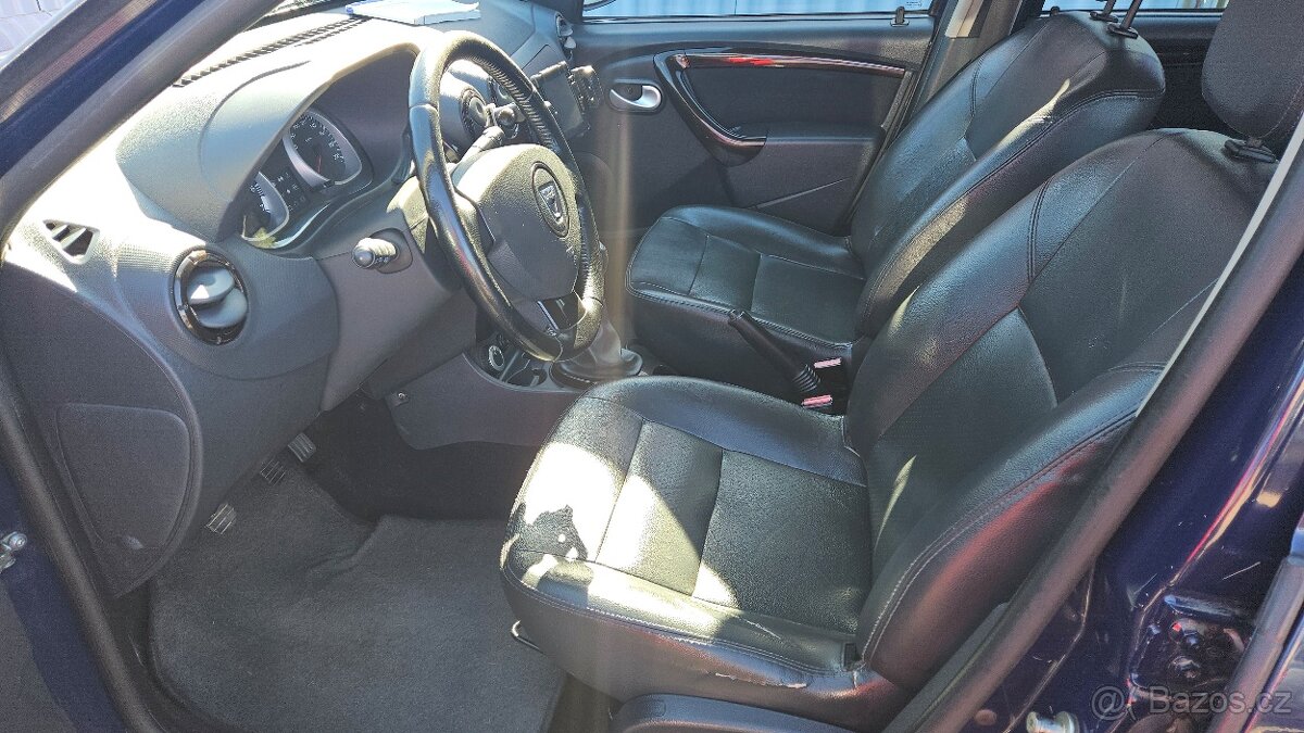 DACIA DUSTER 1,6 i 4x4 - 13