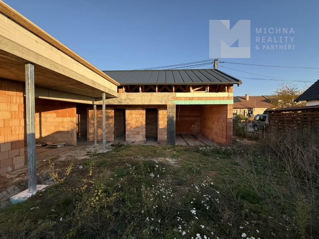 Prodej rodinného domu 4+kk, pozemek 405 m2 - Újezd u Rosic - 13