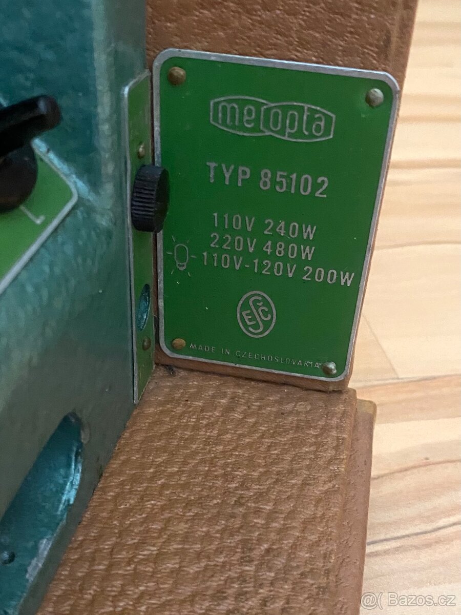 Stará promítačka - 13