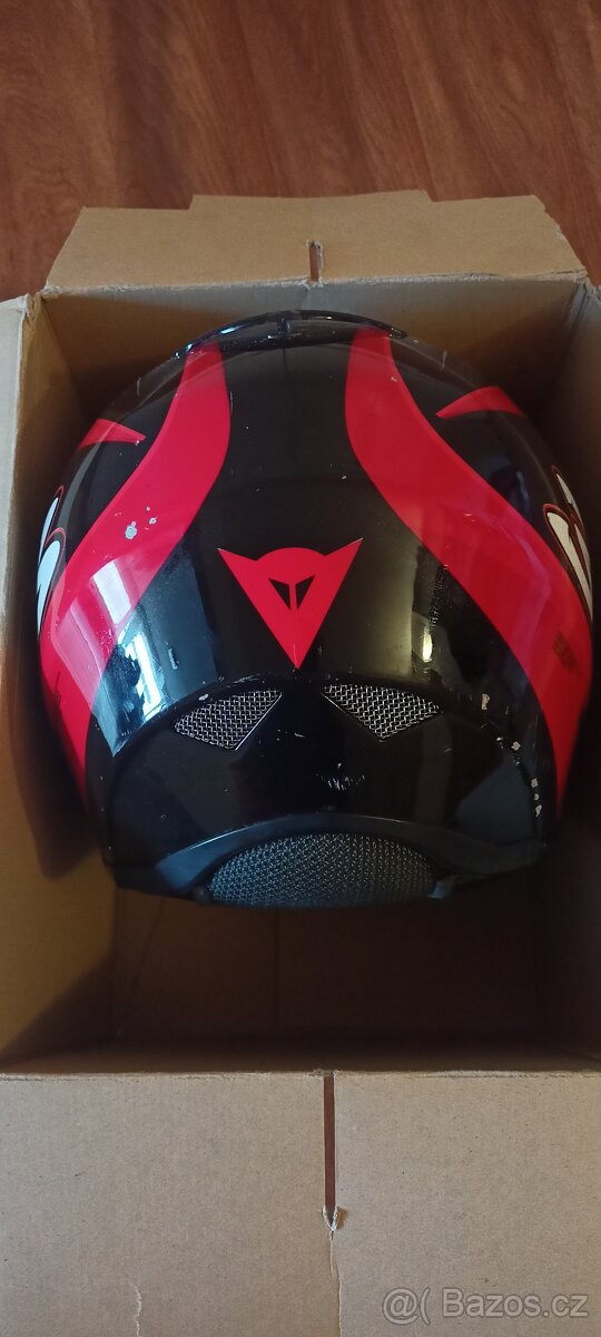 Výbava na moto - helma, rukavice, džíny, boty - 13