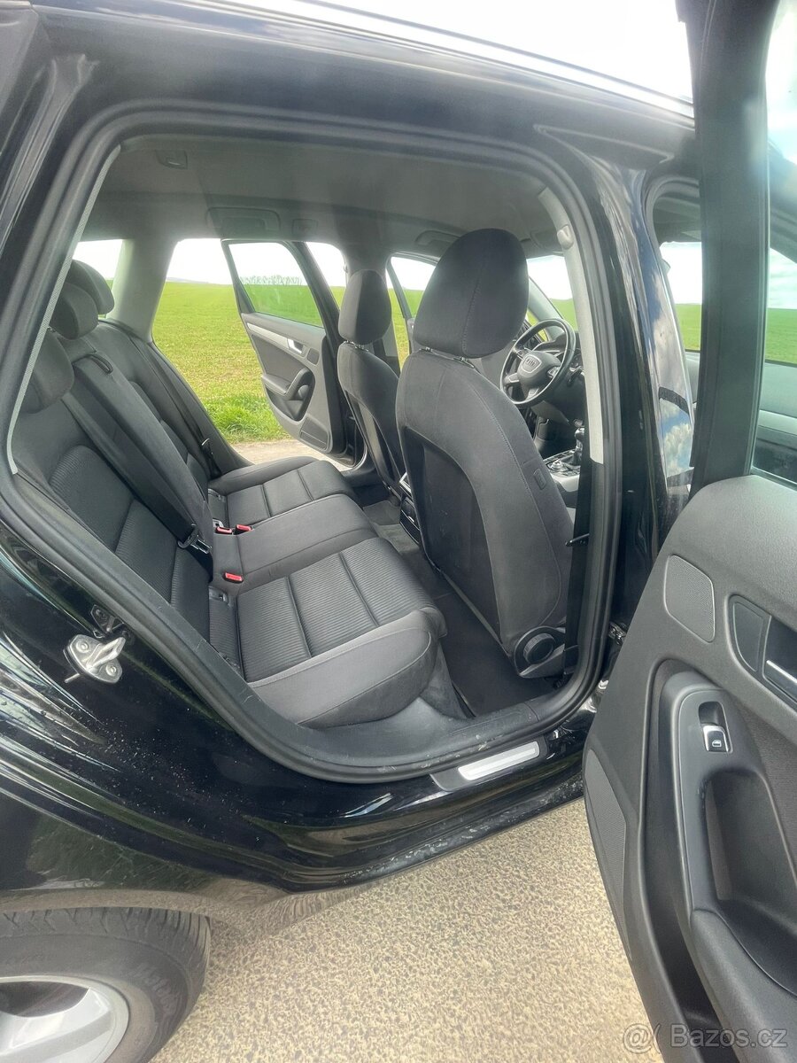 Audi A4 kombi 2,0 TDI, r. 2015 - 13