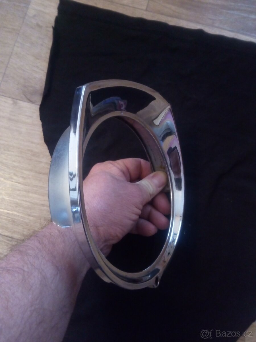 Přední světlo - 13