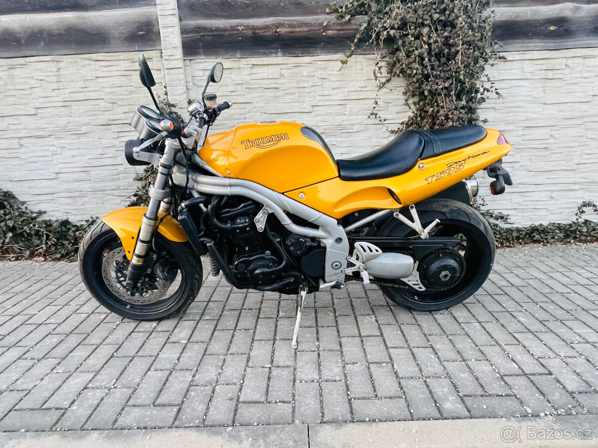 Triumph Daytona T595 r.v.1997 - 13