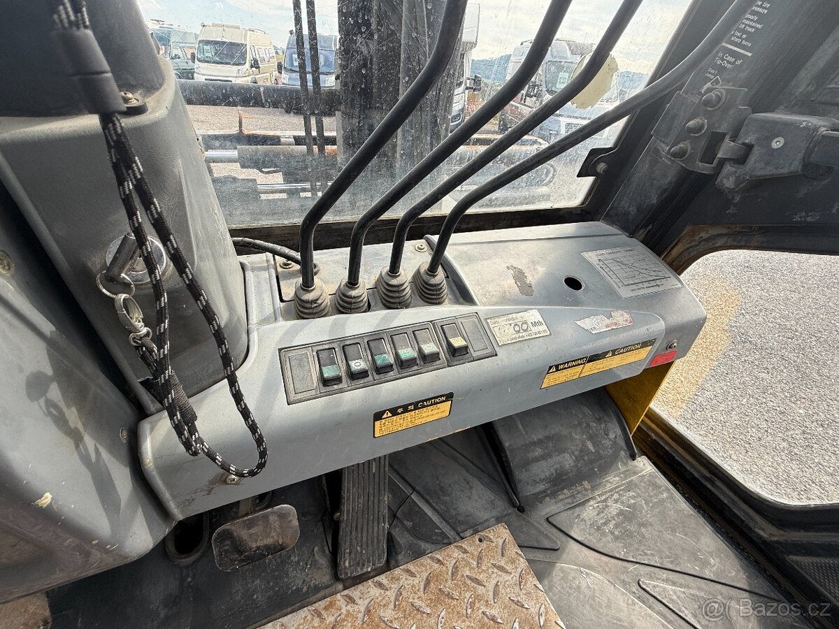 Vysokozdvižný vozík Hyundai HDF 70-7s - zvedá 7t - 13