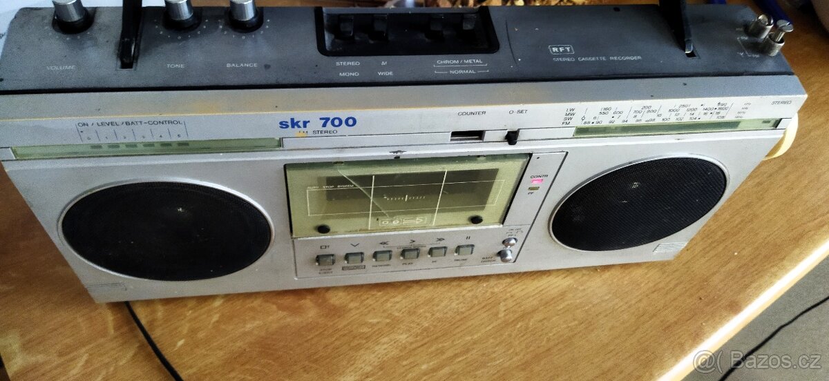 staré stereo radiomagnetofony SHARP, RFT SKR a CROWN - 13