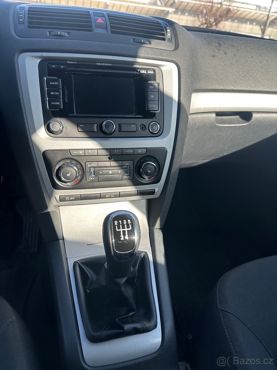 ŠKODA Octavia II Combi Facelift Motor 1.6 TDi. Rok 2012 - 13