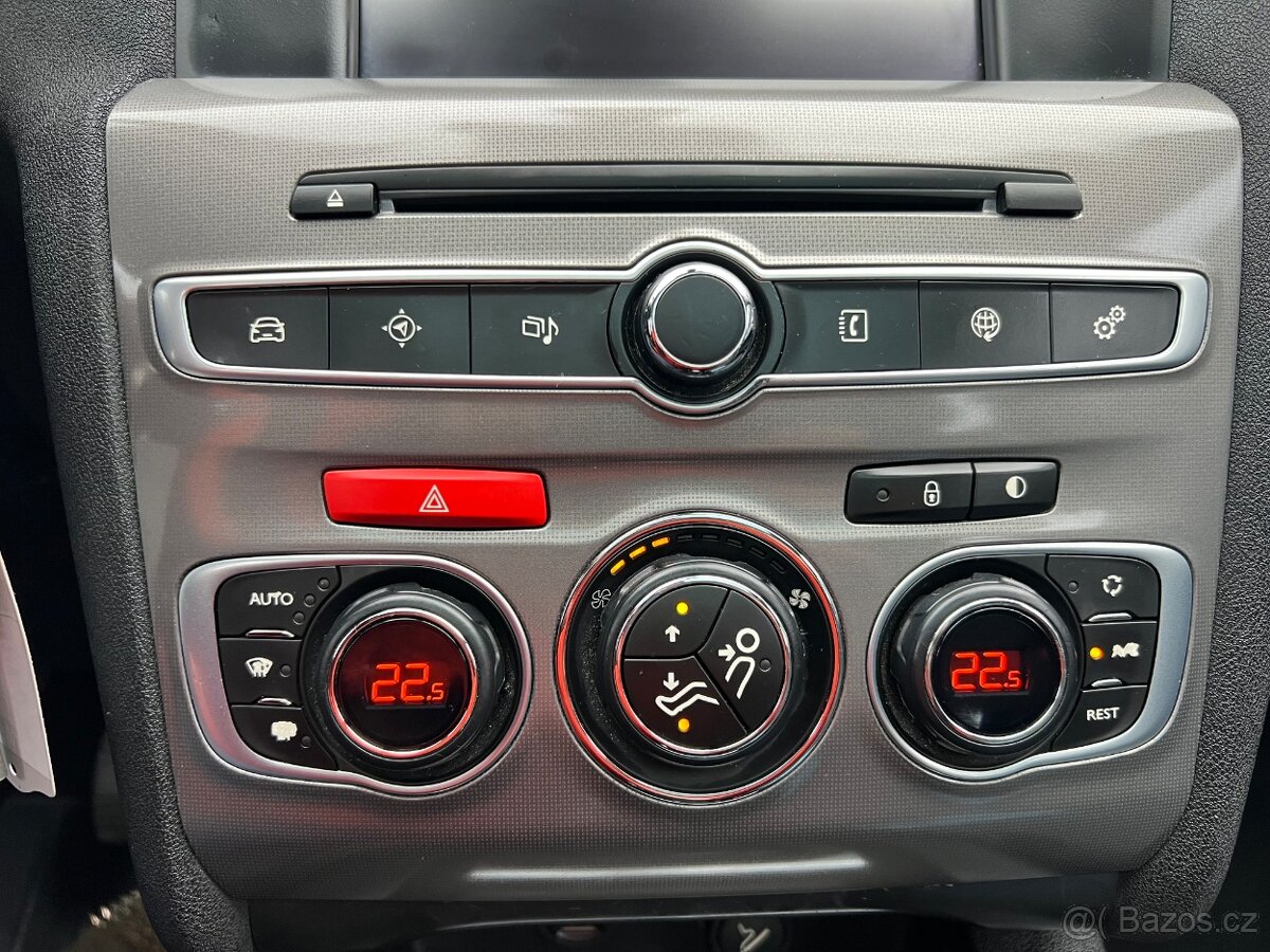 Citroën C4 1.2 110k SERVIS ZÁRUKA NAVI - 13