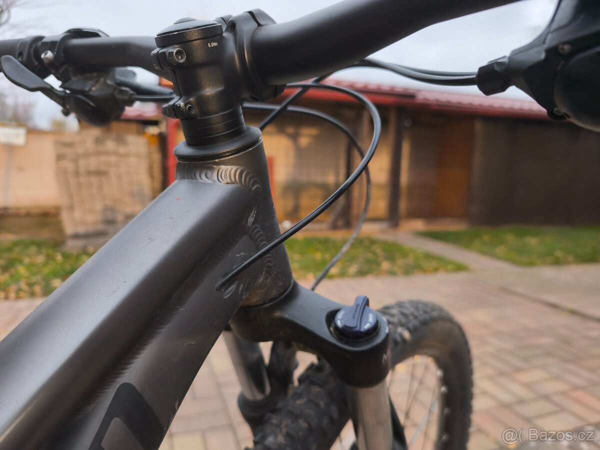 Specialized Rockhopper Comp 27,5 - 13