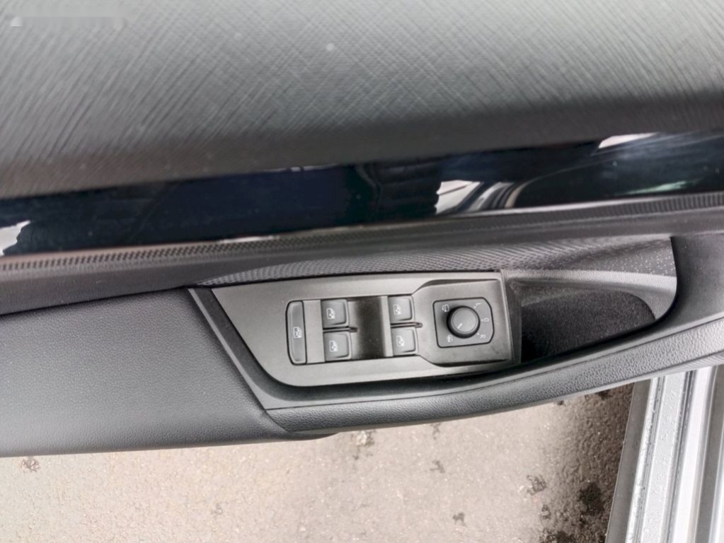 Škoda Octavia,Ambition 1.5 TSi 110 kW M6F - 13