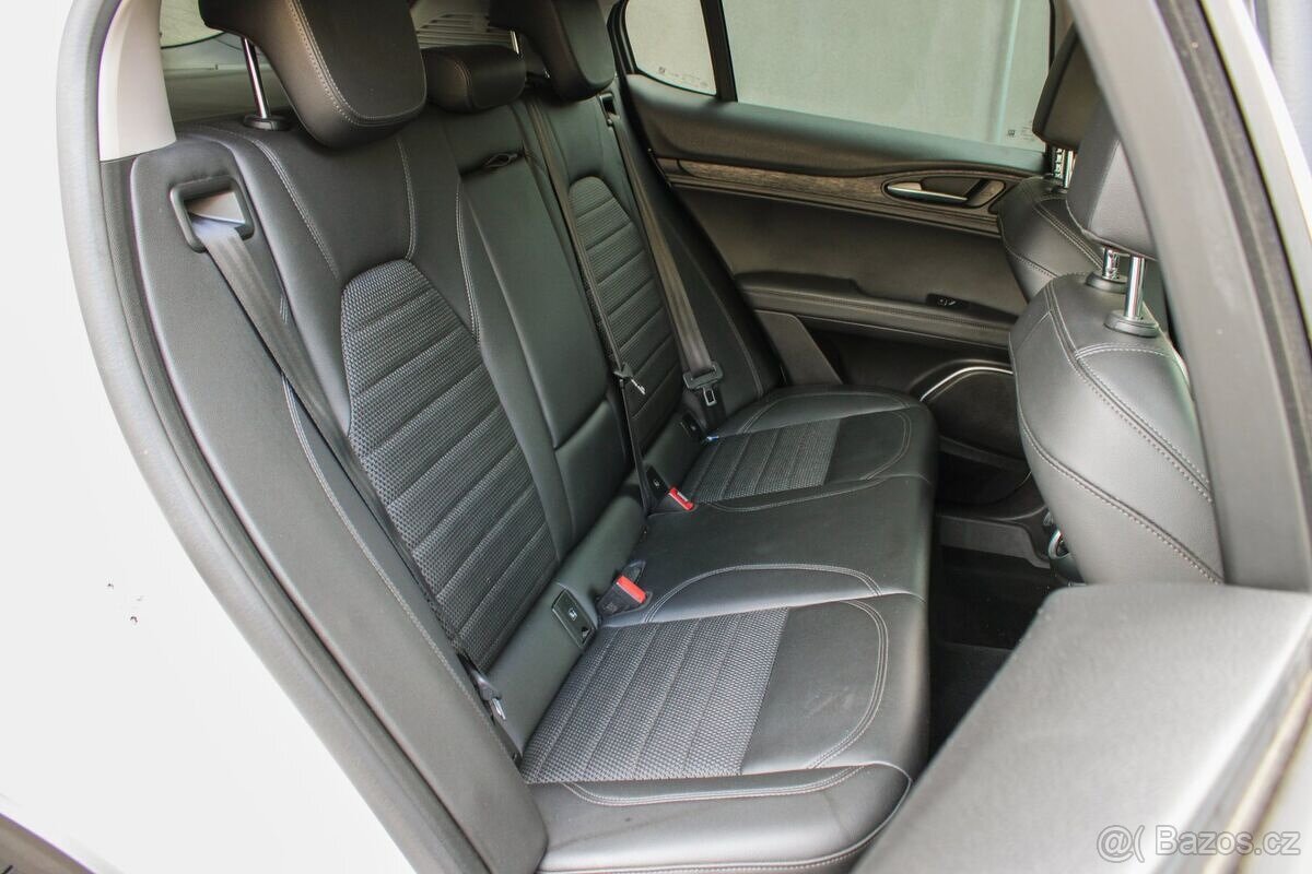 Alfa Romeo Stelvio 2.2 JTD AWD A/T - 13