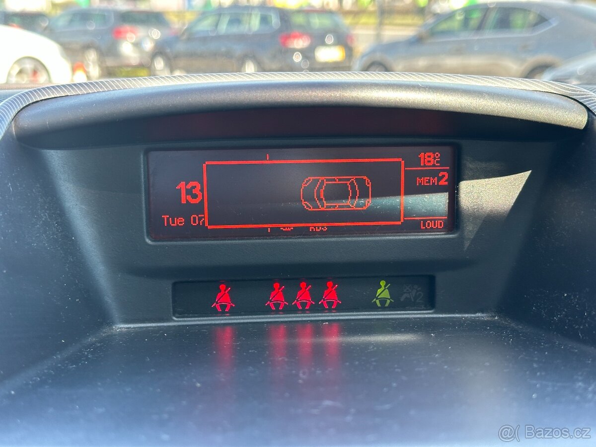 Peugeot 207 2007 - 13
