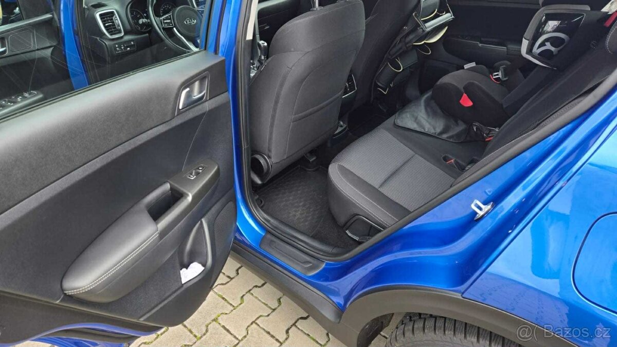 Kia Sportage benzín 1,6 (97 kW), 2019, nájezd 28 869 km - 13