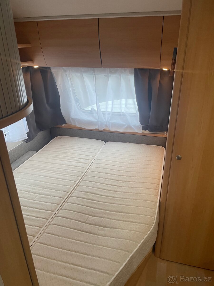 Karavan Home-car, Pojezd, markýza, předstan - 13