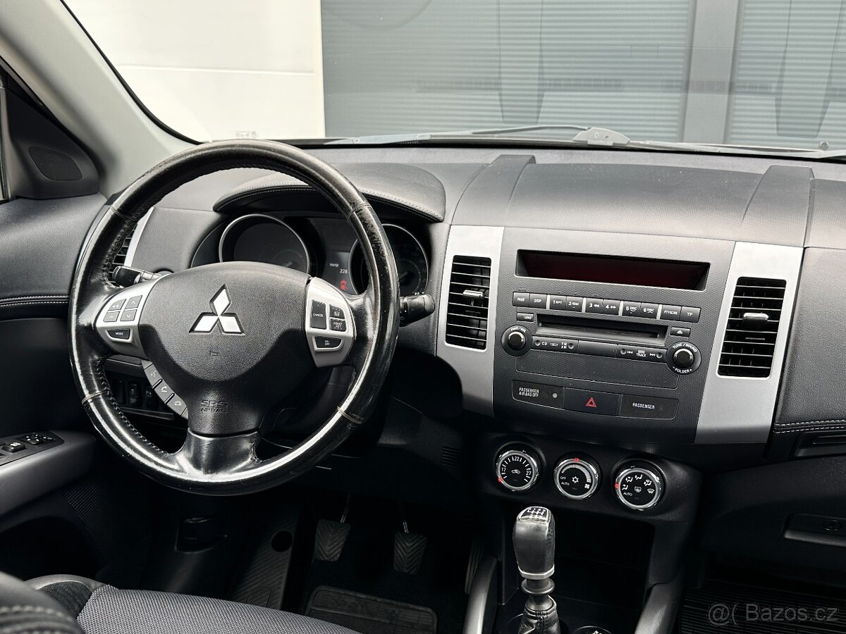 Mitsubishi Outlander 2.2DI-D 177PS X-Tra - 13
