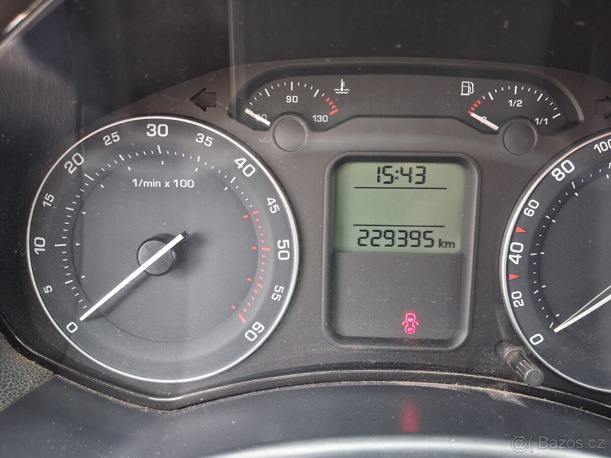Škoda octavia 2 1.9 tdi 77 kw - 13
