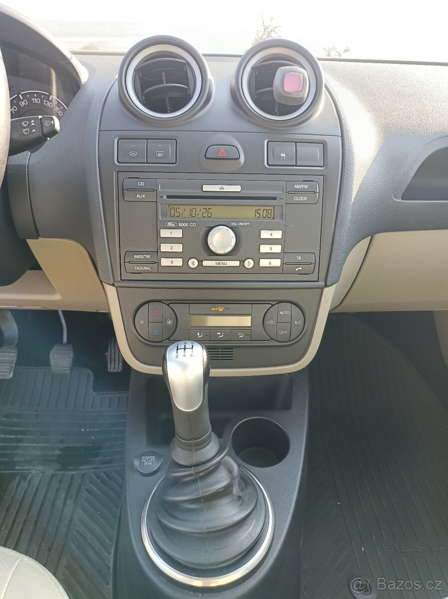 Ford Fiesta , 1,4 , GHIA - 13
