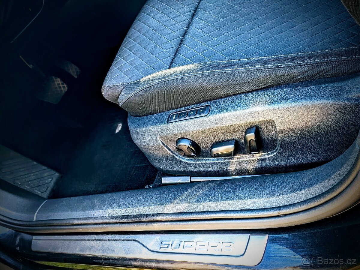 Škoda Superb - 13