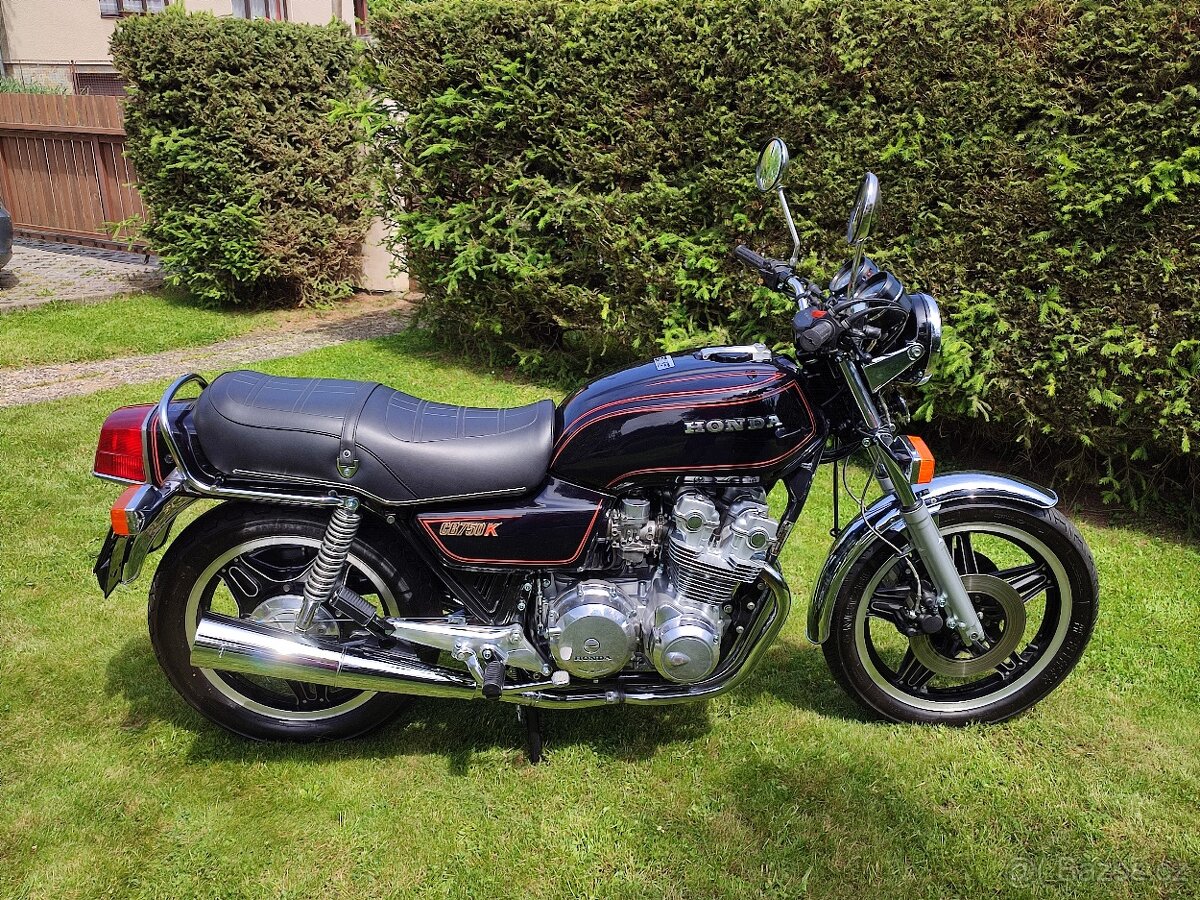 CB750K RC01 1979 - 13