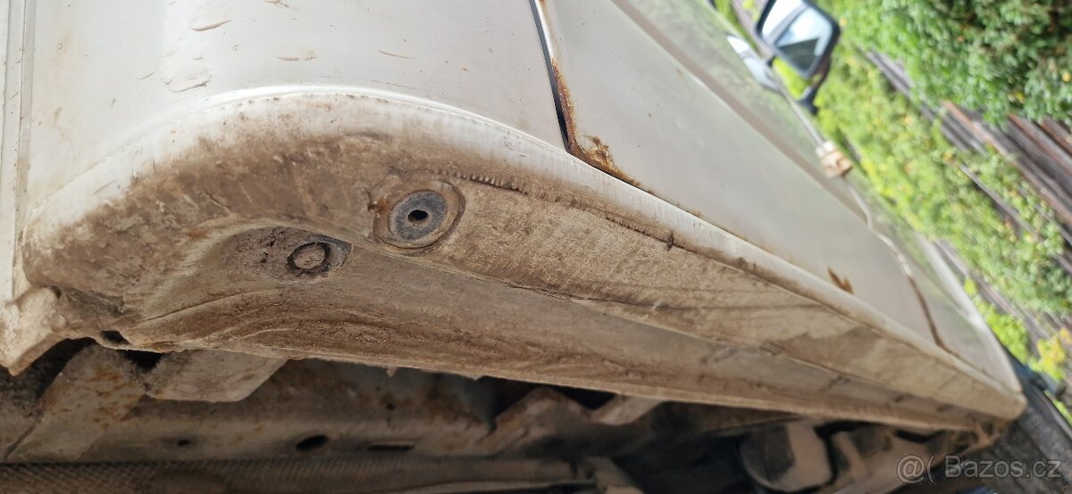 VW transporter valník 1.9 TDi, 6 místný, klimatizace , tažné - 13