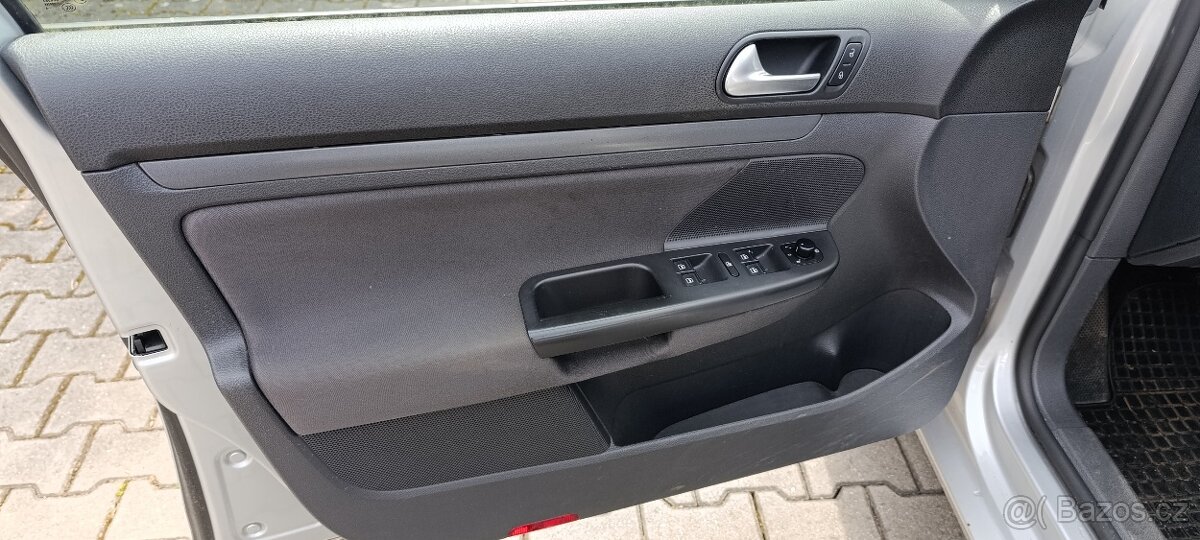 VW Golf V 1.6i 75kw - 13