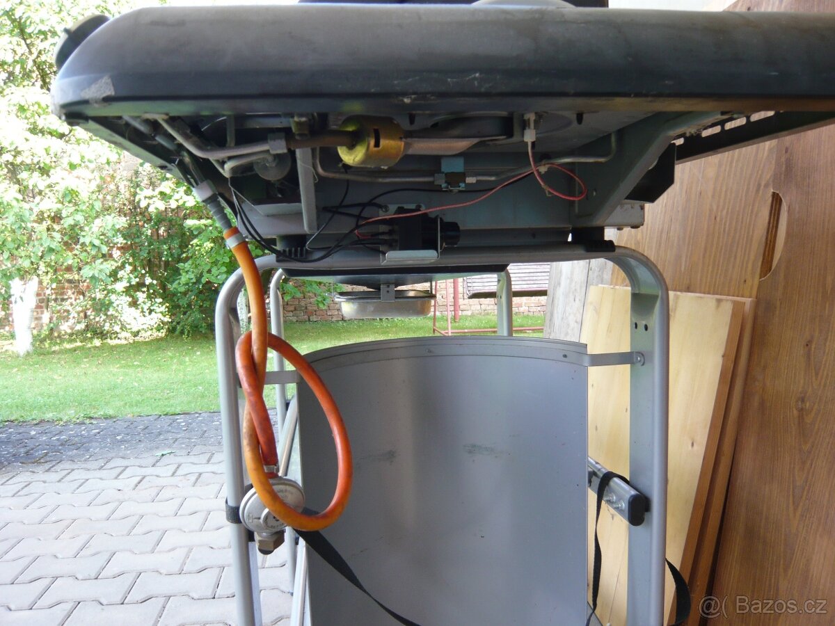 plynový gril - 13