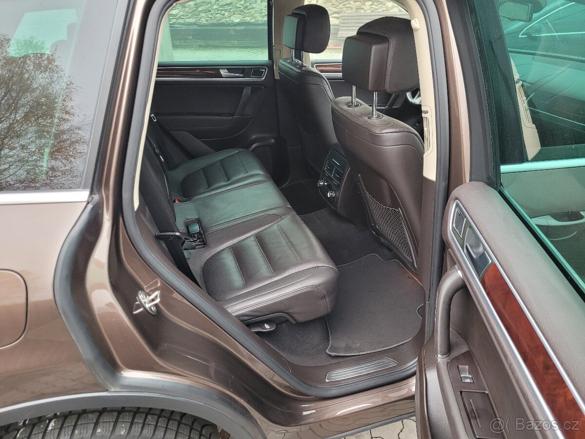 Volkswagen Touareg, 4.2TDI V8 Servisní knížka - 13