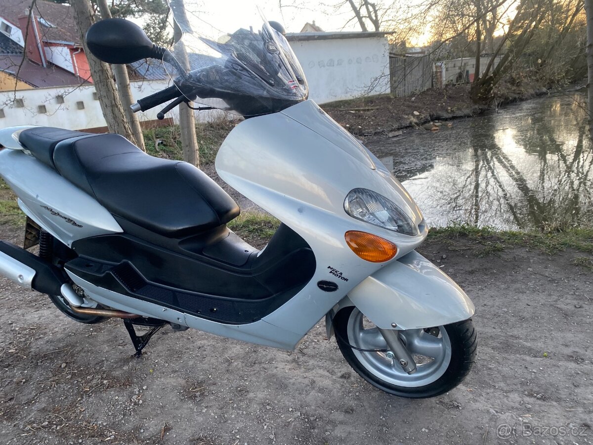 Yamaha Majesty - 13