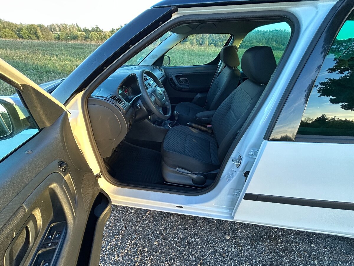Prodám Škoda Roomster 1.2 TSI - 13