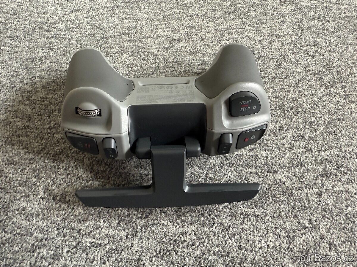 DJI Avata 2 + DJI Integra + Ovladač + příslušenství - 13
