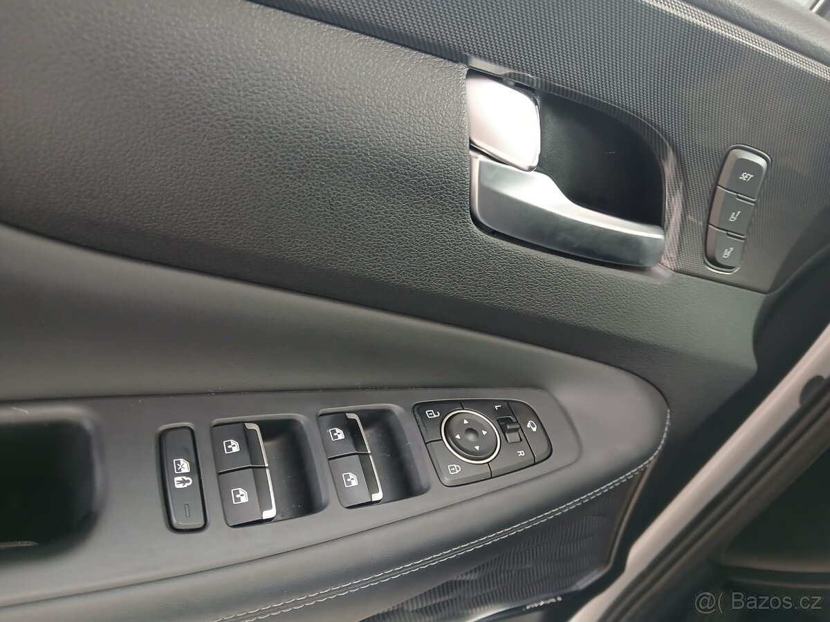 Hyundai Santa Fe, Plná výbava, DPH - 13