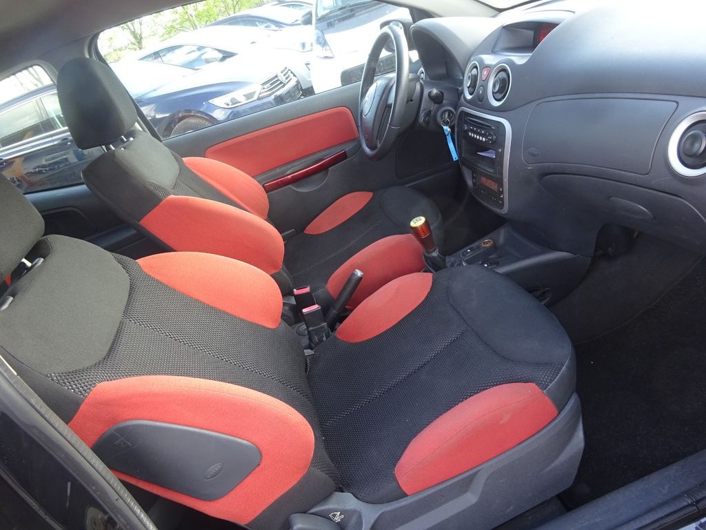 Citroën C2 - 1,4 , 54kw , VTR , rv - 9/2005. - 13